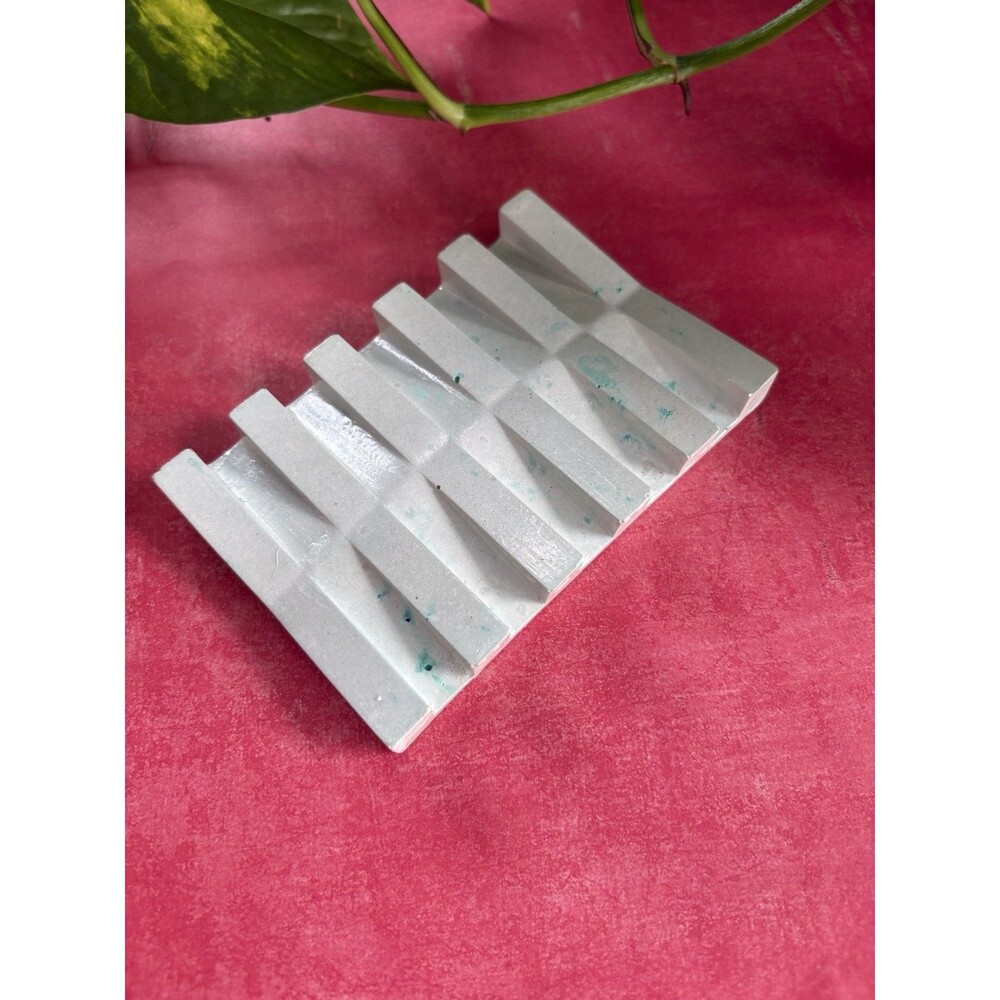Handmade Soap Dish Cement Soap Holder Self Draining Bathroom Kitchen Speckled